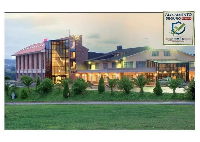 Hotel Royal Llanera 