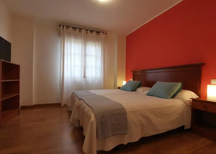 Hotel El Trasgu Soto De Cangas