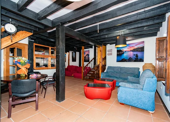 Albergue Santa Marina Buelna