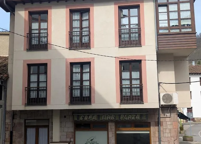 Hotel Rural la Plaza Caso
