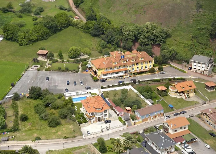 Hotel y Casona El Carmen Perlora