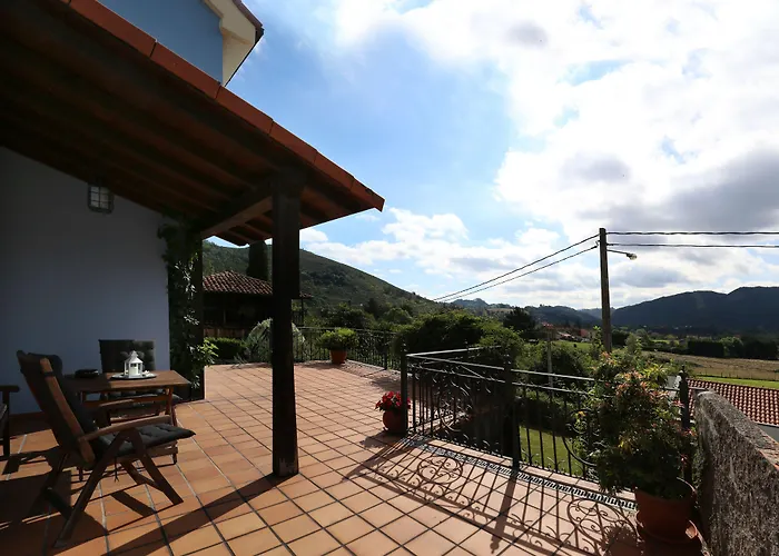 Bed and Breakfast Casa de Aldea La Pumariega Caces