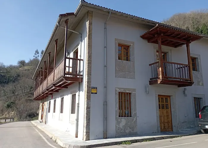 Hotel San Martino Pola de Lena