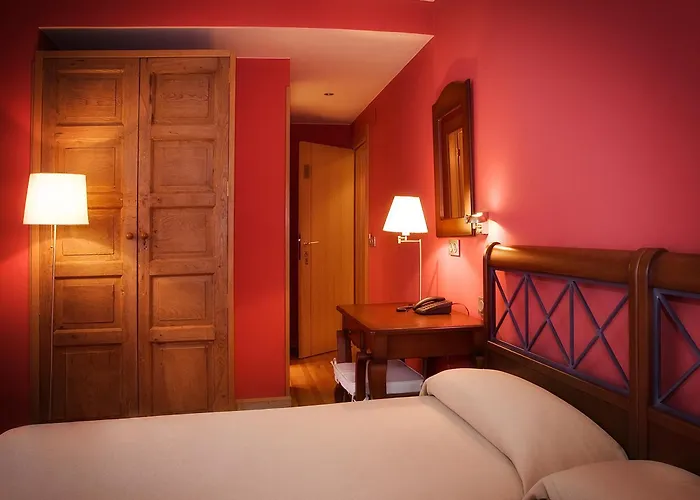 Hotel Plaza La Abadía Proaza