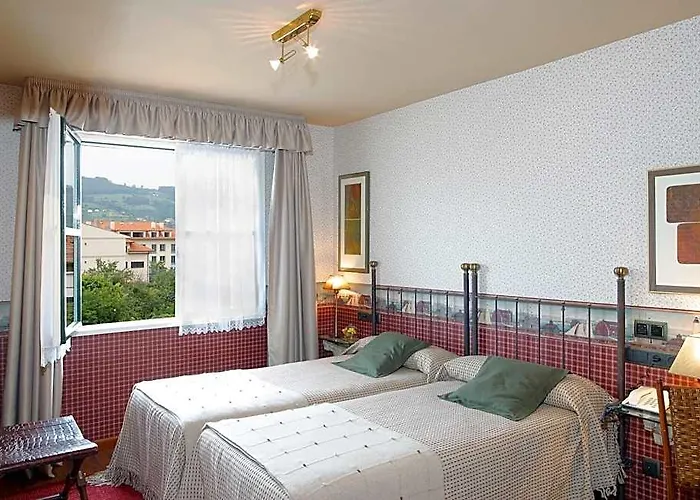 Hotel Avenida Real Villaviciosa 