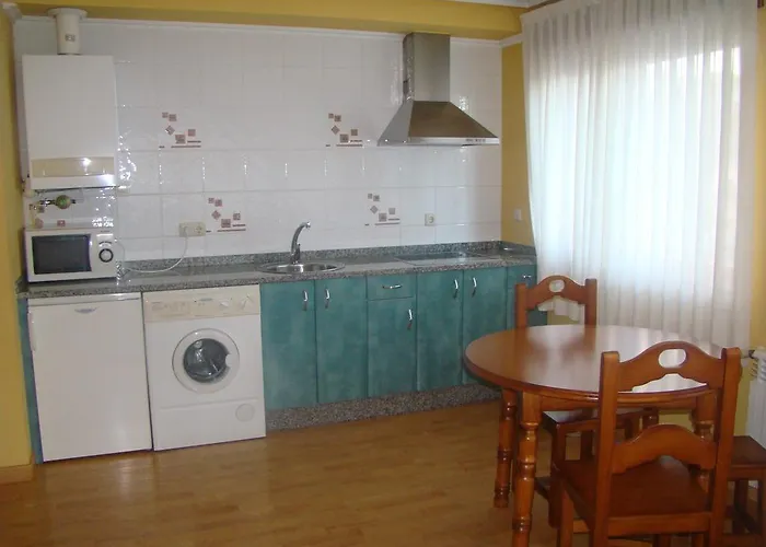 Apartamentos Peña Mar Castropol