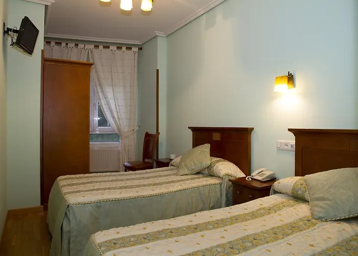 Hotel Los 14 Pravia