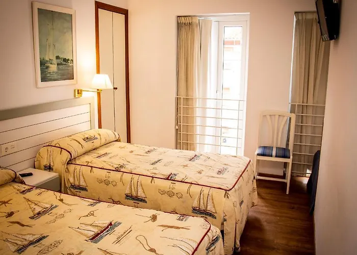 Hotel H Isabel - Suárez Inclán 38 Cudillero